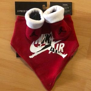 BNWT Baby Jordan Nike newborn set